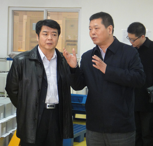 天津市中小企業(yè)局副局長薄云同志蒞臨公司指導(dǎo)工作